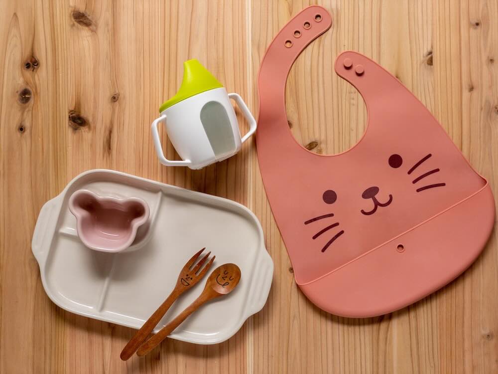 子ども用の食器